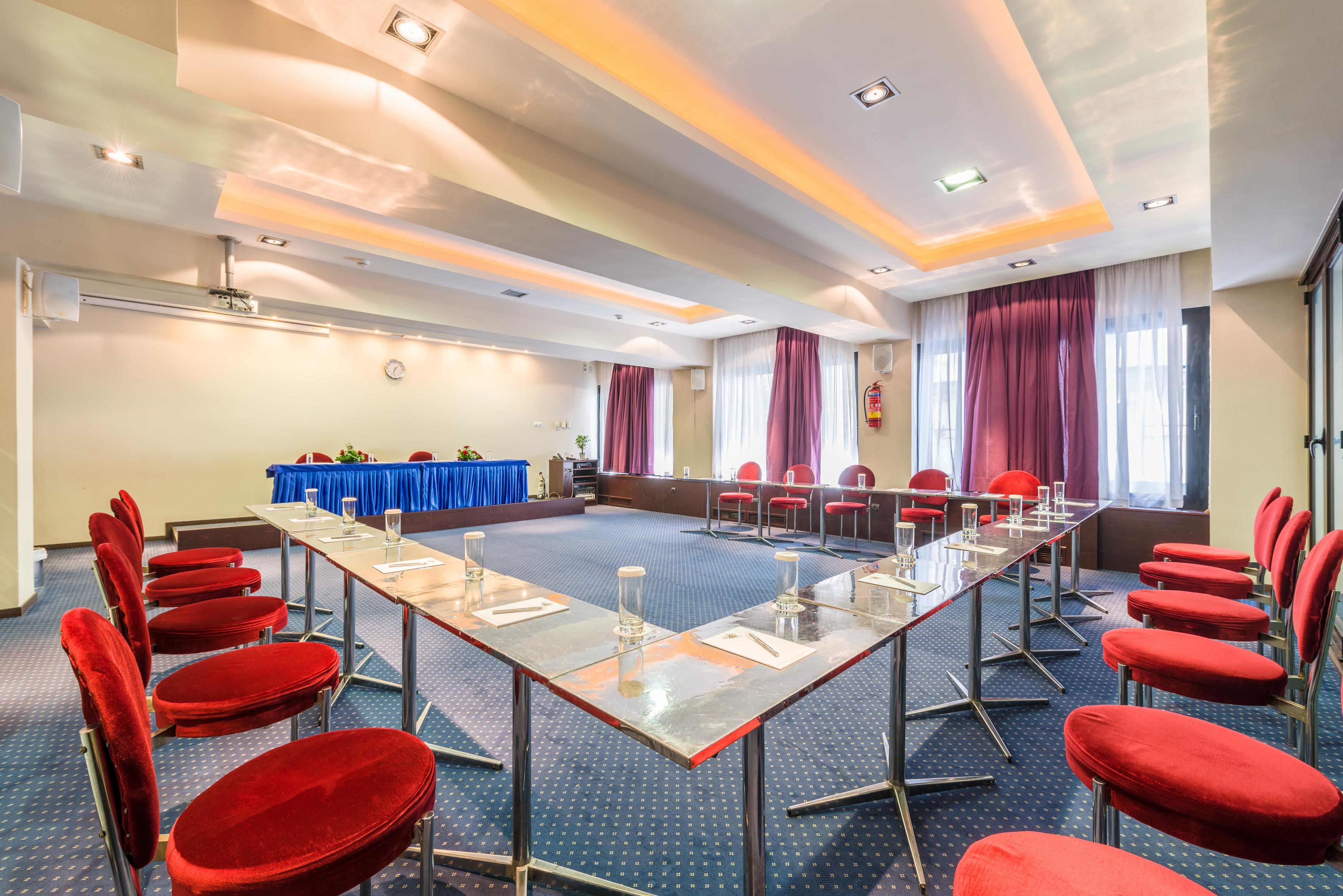 Queen Olga Hotel Салоники Экстерьер фото
