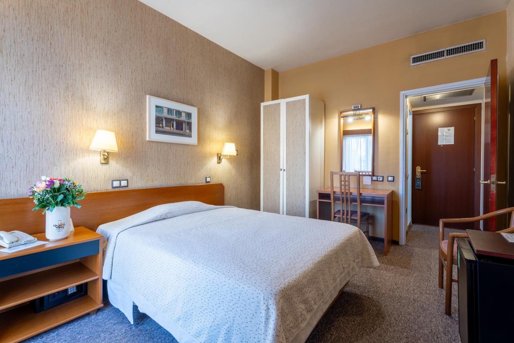 Queen Olga Hotel Салоники Экстерьер фото