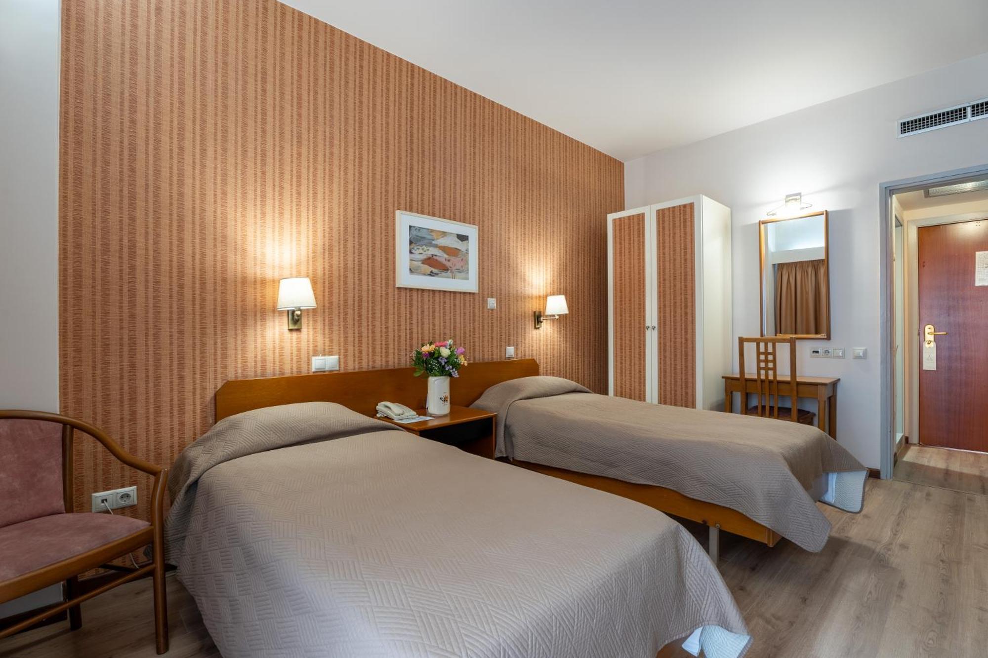 Queen Olga Hotel Салоники Экстерьер фото